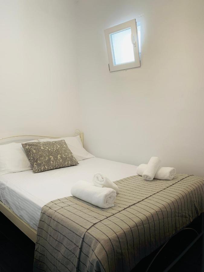 Juli'S Suites Merichas Экстерьер фото